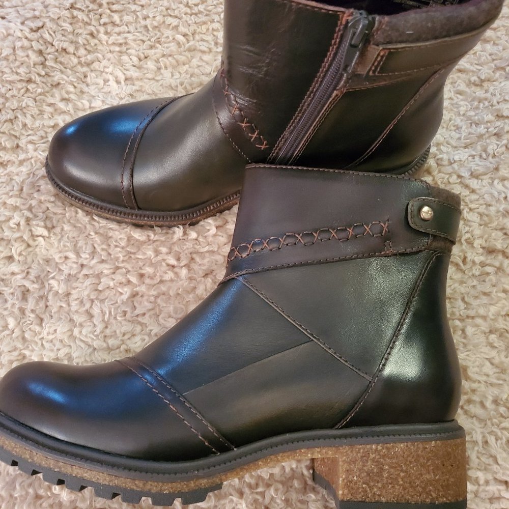 Earth Elements Taylen Boot 9.5 NWOT